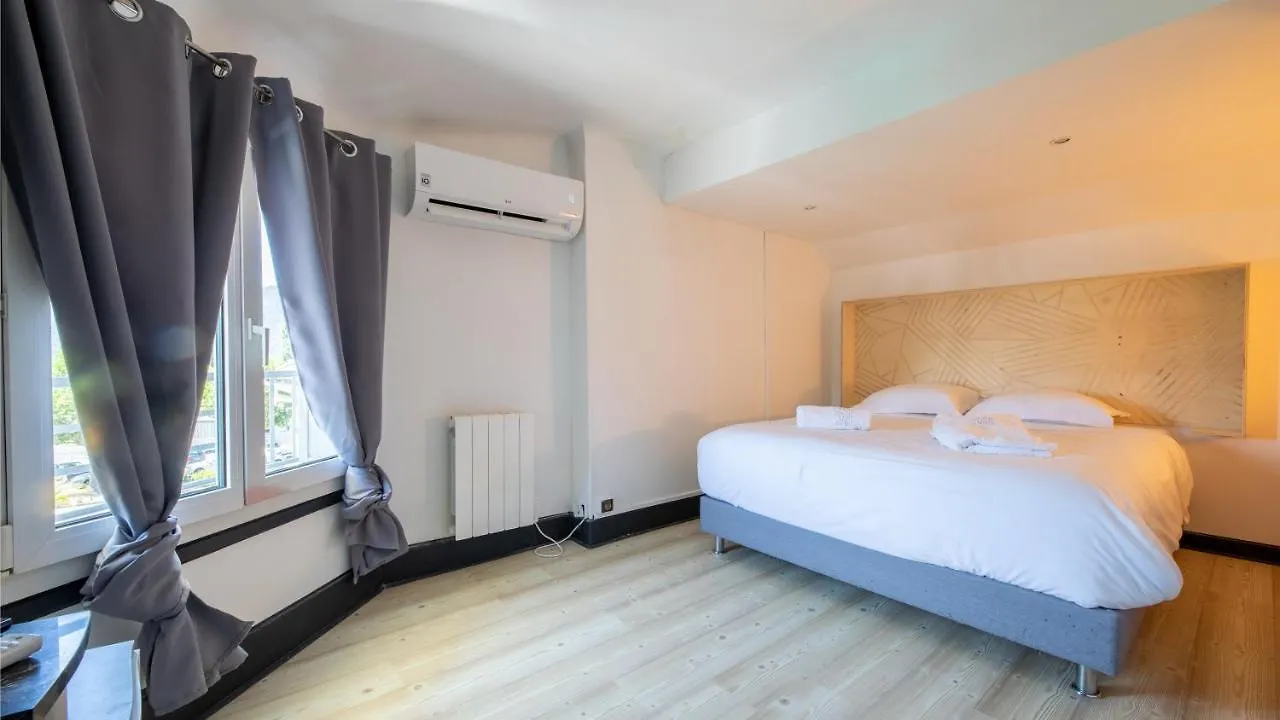 Appartement Mamie Jane suite deluxe face au lac Tresserve